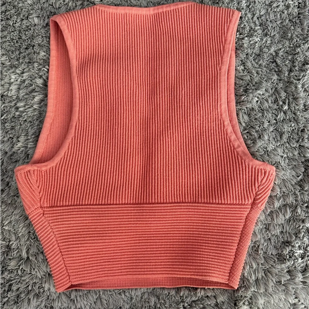 Aritzia Babaton Sculpt Knit Deep V Crop Tank Terracotta Coral Pink XXS Ribbed - Picture 3 of 4